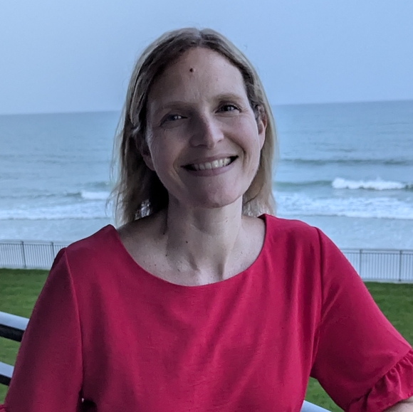 Meet your Posher, Susan - Picture 1 of 2